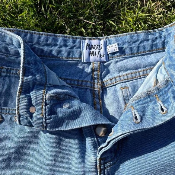 Blue Star-Studded Princess Polly “Mom” Shorts - Picture 3 of 7